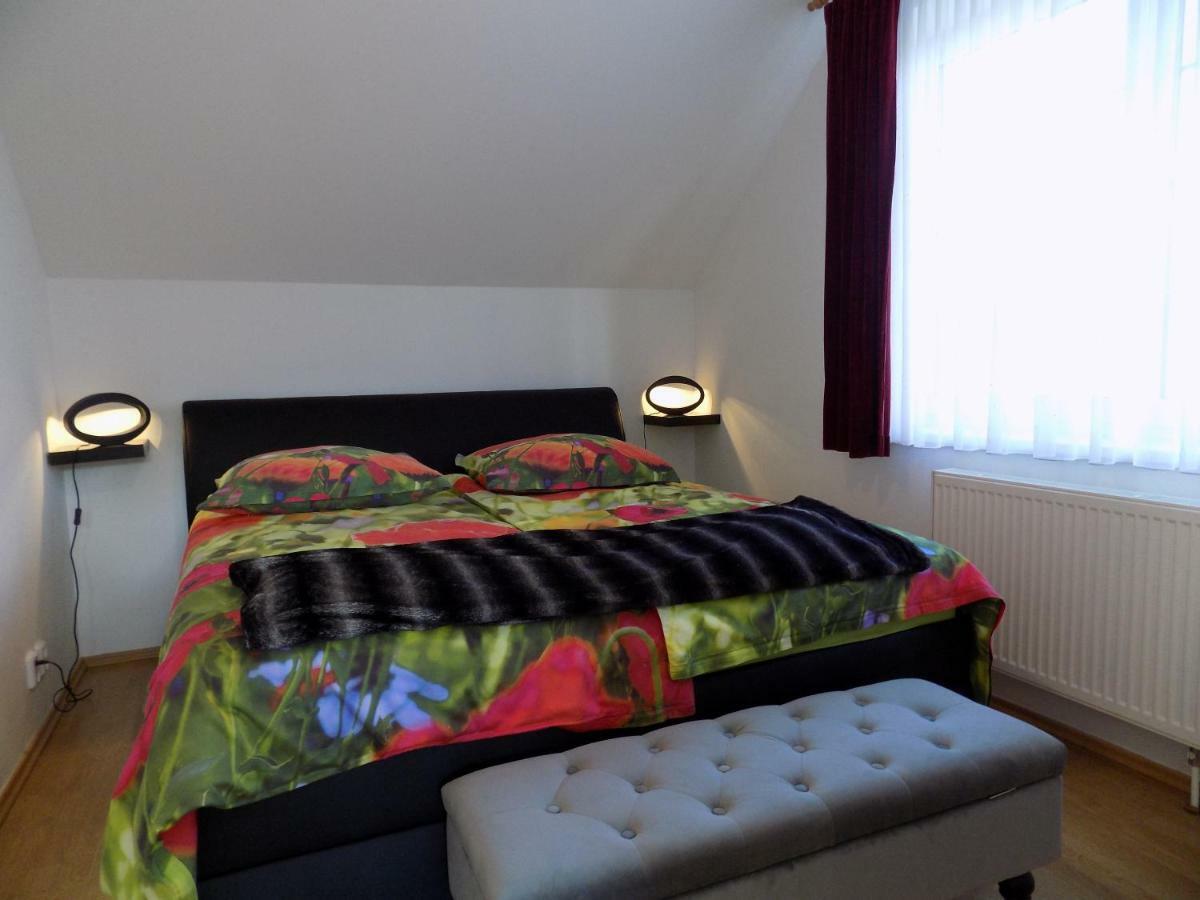Apartament Landhaus Florian Rovensko pod Troskami Zewnętrze zdjęcie